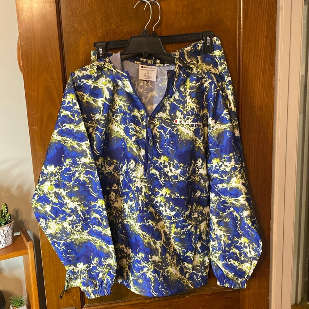 CHAMPION WIND BREAKER TWO PIECE OUTFIT‼️🔥ONLY WORE ONCE.